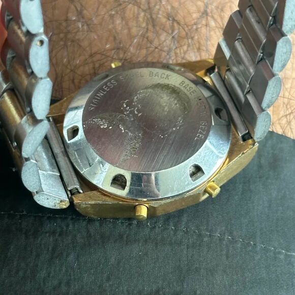 Vintage Longines Alarm Swiss Digital LCD Wrist Watch Rare - Picture 5 of 5